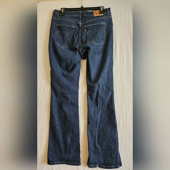 Levi's Jeans Women's 31 (30x29.5) Classic Bootcut Mid Rise Dark Stretch EUC - Picture 8 of 10